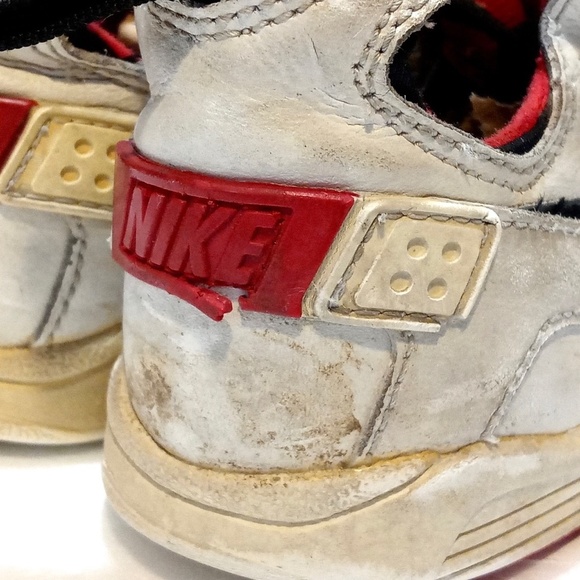 Vintage 90s NIKE FLIGHT High Top Sneakers - Kid's Size 11.5 - Picture 11 of 12